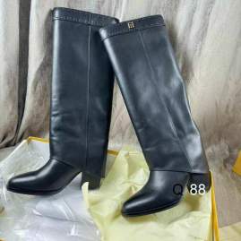 Picture of Fendi Shoes _SKUFendisz35-40K11034795